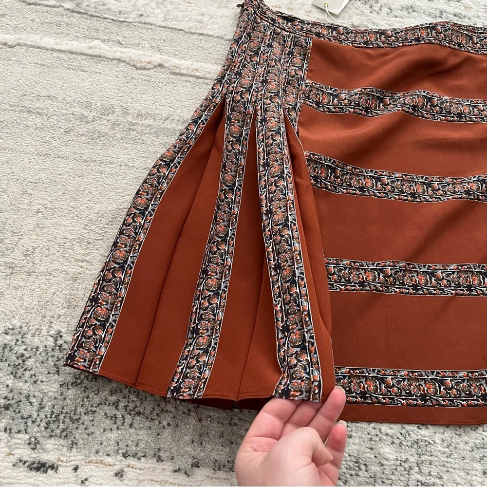 🆕 Tory Burch accordion pleat silk skirt